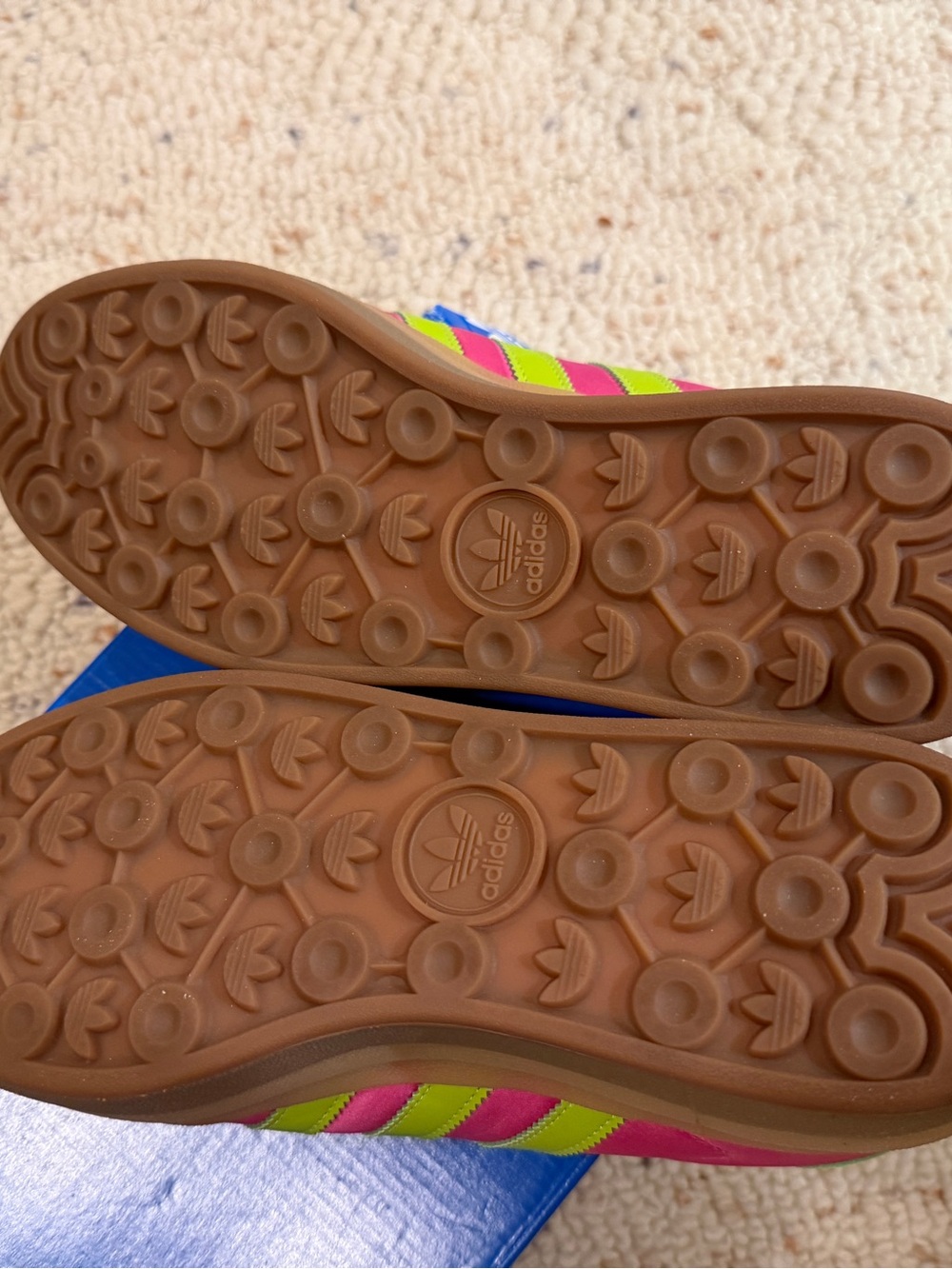 Ladies Size 9 Adidas Gazelle Bold Hot Pink & Neon Green Platform Sneakers - Picture 8 of 14